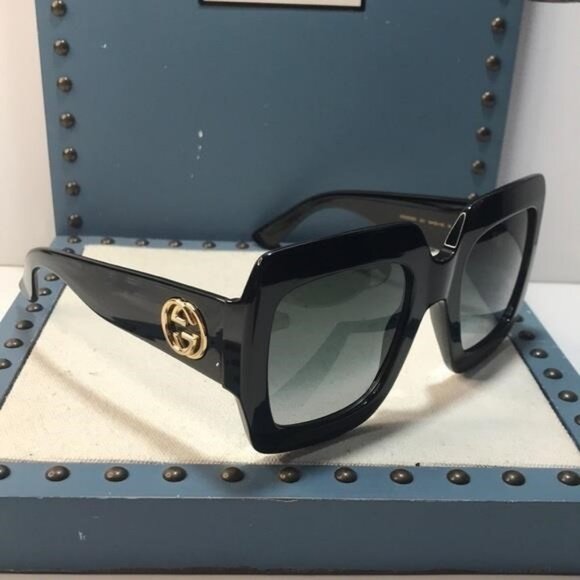 New Authentic Gucci GG0053SN 001 Black Oversize Square Sunglasses - Picture 7 of 14